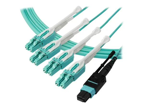 StarTech.com Câble Fibre Optique Multimode OM3 de 3m MTP(F) vers 4x LC
